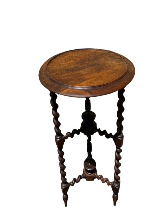 Bobbin Table