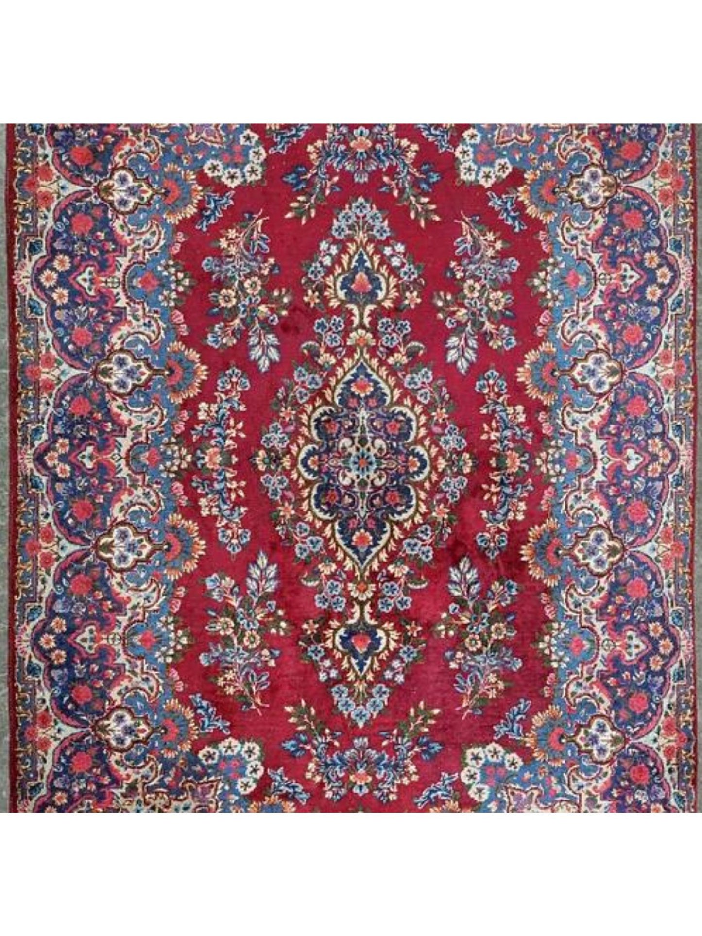Red rug (n)