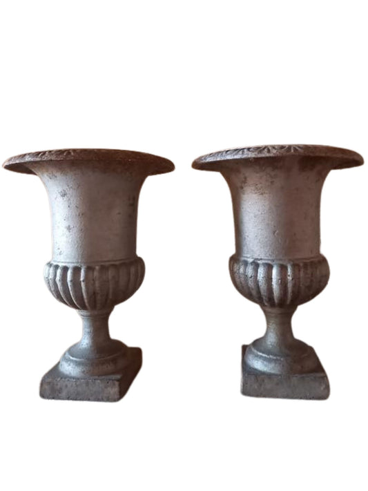 Small medici vases 13.5" (n)